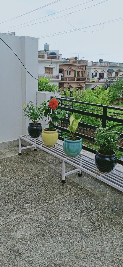 Apartamento Sugandhim Kutir Dehradun Exterior foto